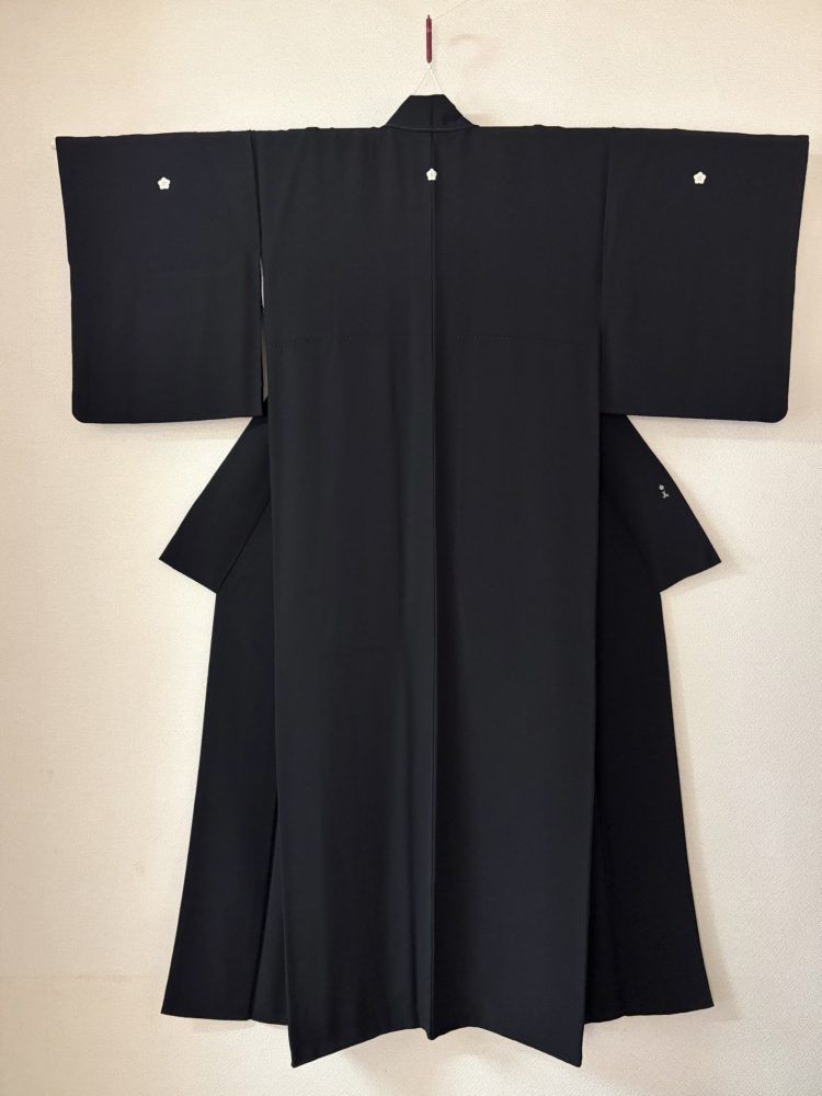 黒紋付からドレスへ Before写真